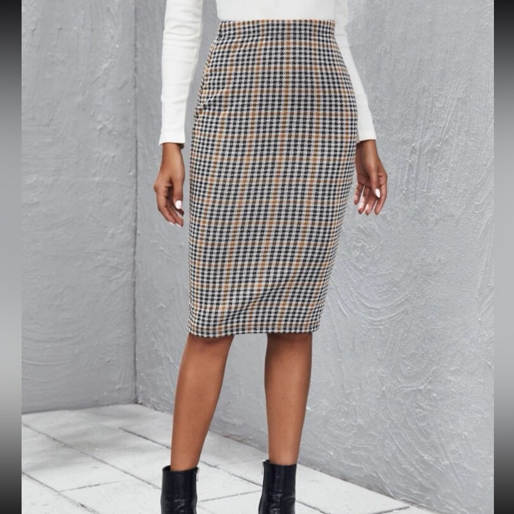 Plaid midi skirt